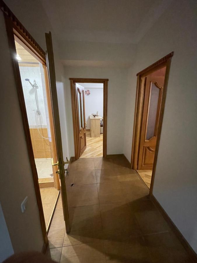 Apartment In City Center เยเรวาน ภายนอก รูปภาพ